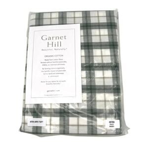 Garnet Hill organic cotton plaid twin fitted sheet